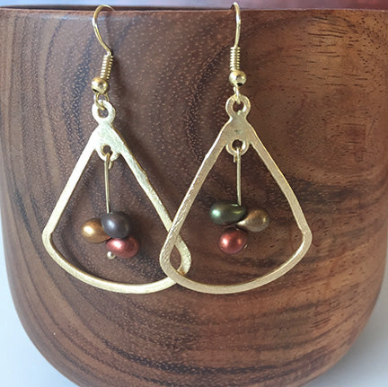 Brass Hanging Metal Pounder Earrings